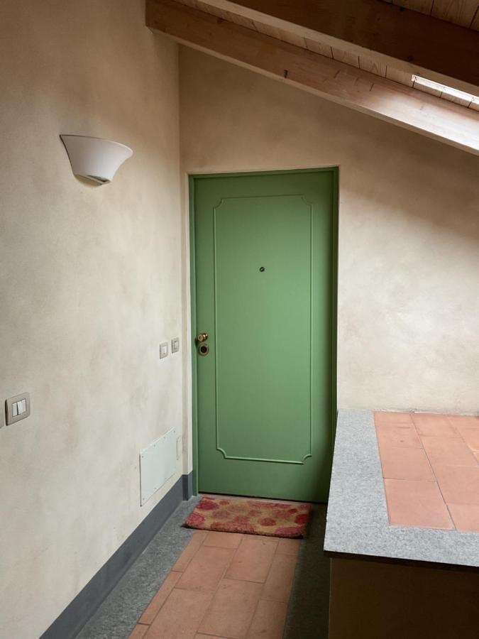 Mansarda Nel Cuore Di Novi โนวีลิกูเร ภายนอก รูปภาพ